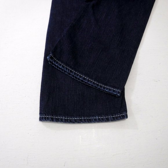 Silver Jeans Santorini Distressed Blue Fade Capri - Picture 6 of 11